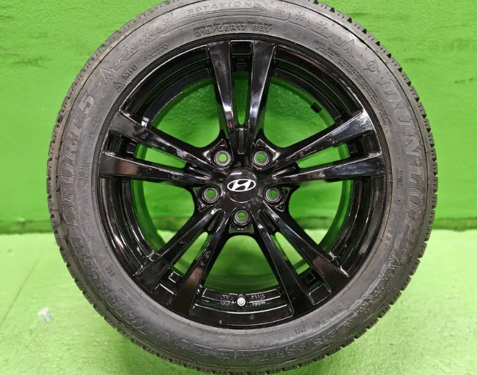 17 HYUNDAI KONA 7J ET47 5X114,3 215/55 R17 C1280