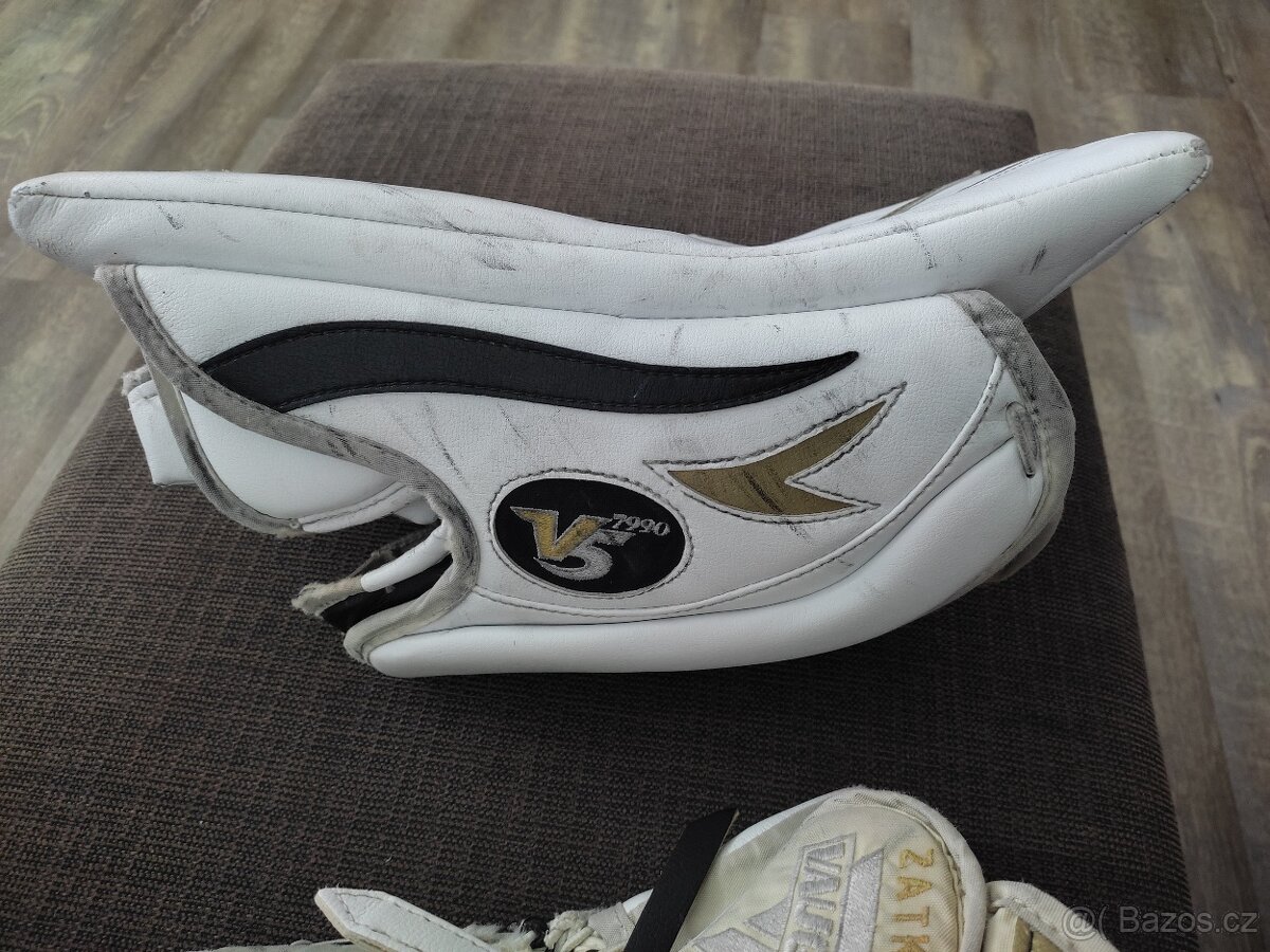 Lapacka a vyrazecka senior