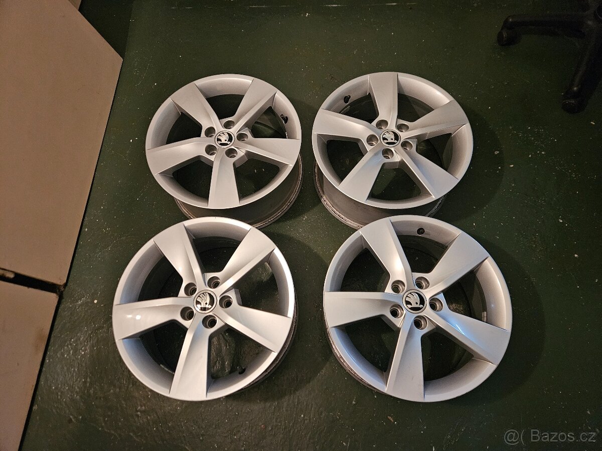 Originální ALU disky 16" ŠKODA EVORA 5x100 ET46