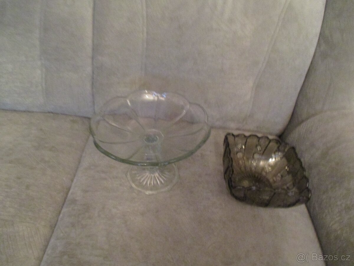 skleněný tác+mísa po prababičce