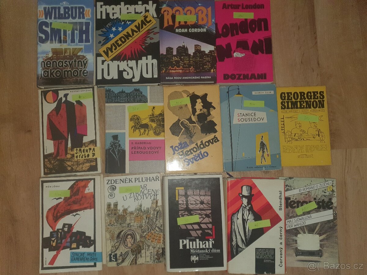 Set více než 150 knih