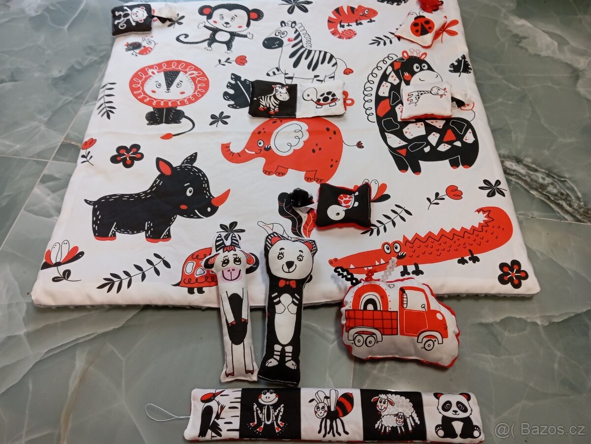 kontrastní smyslová deka