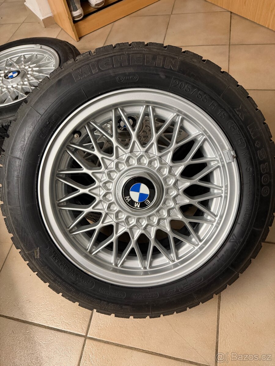 Originál kola “15” BMW E30 M3