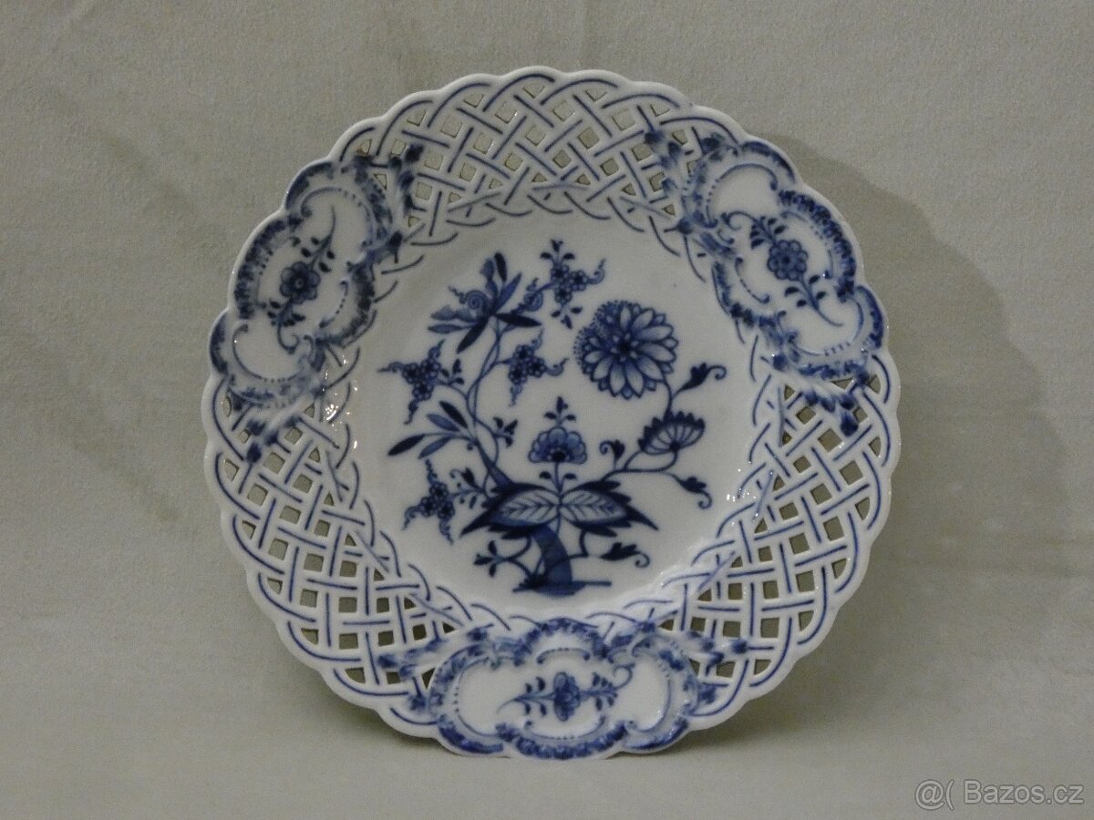 Starý porcelánová talíř cibulák - Míšeň