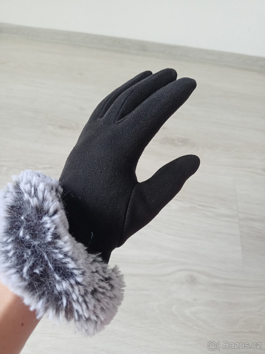 Skoro nové rukavice S/M