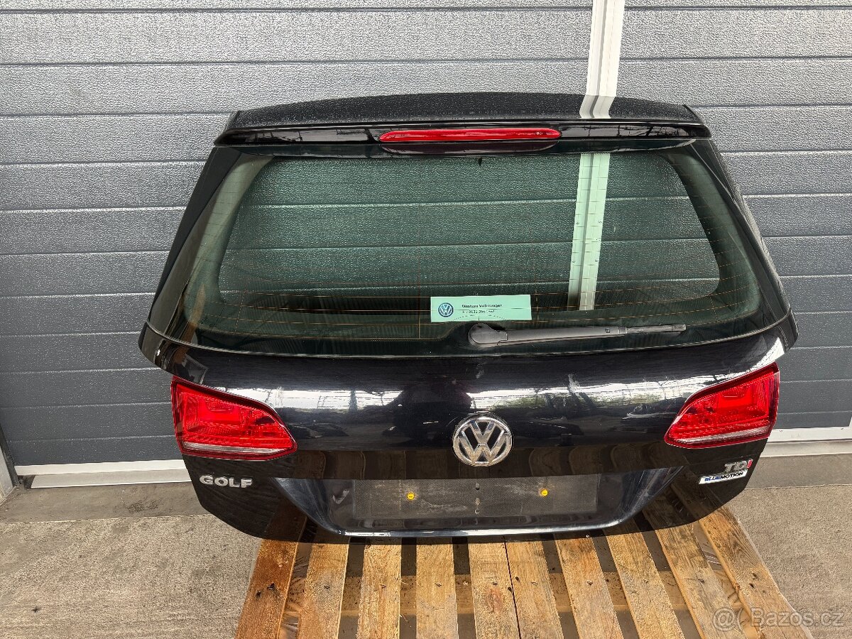 Páté dveře VW Golf VII Variant, kód barvy LC9X