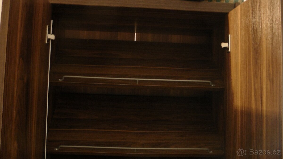 Botnik,v 200cm,š 64cm,h 34cm