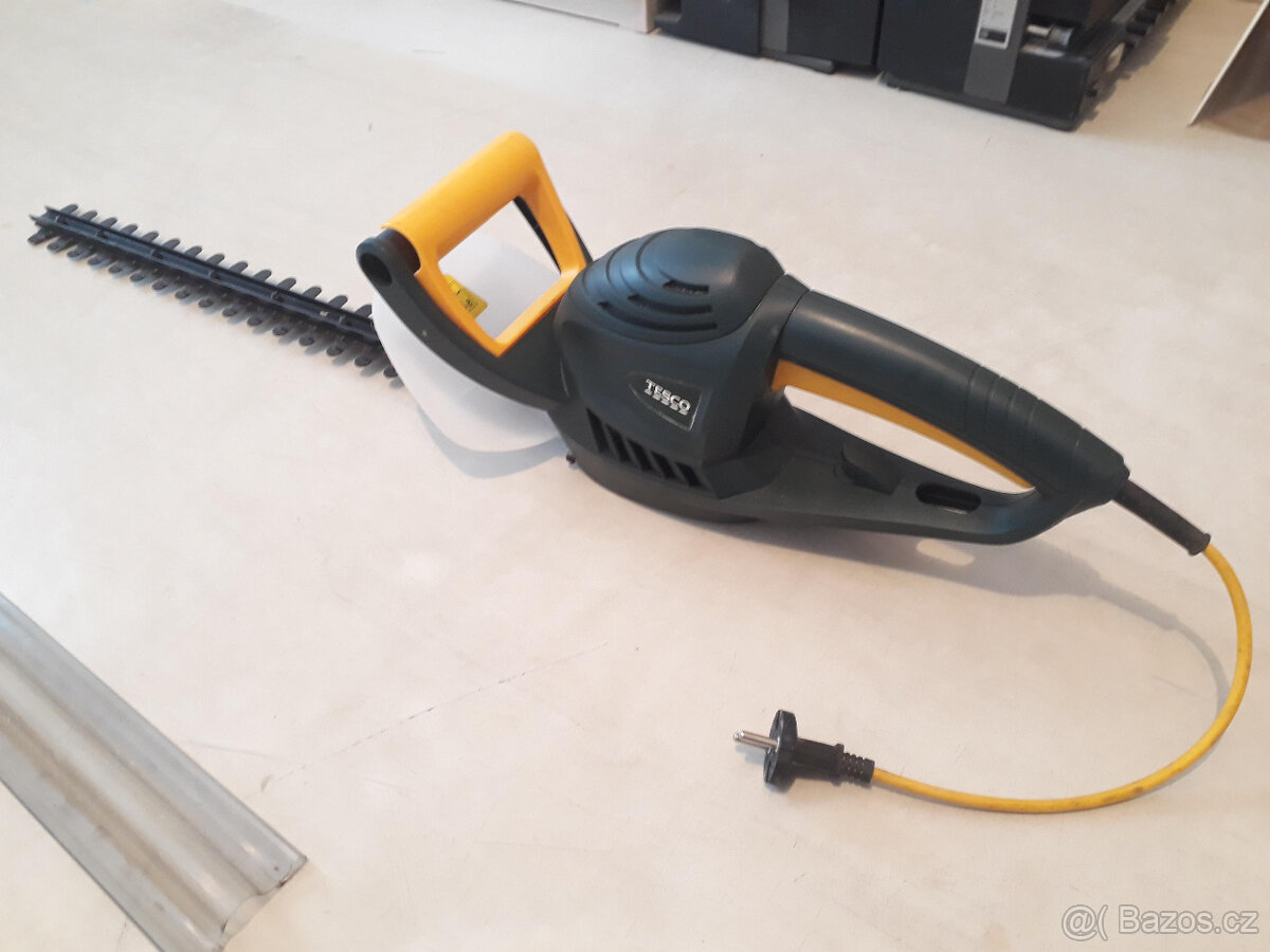 Nůžky na živý plot - elektrické, lišta 49 cm - Tesco