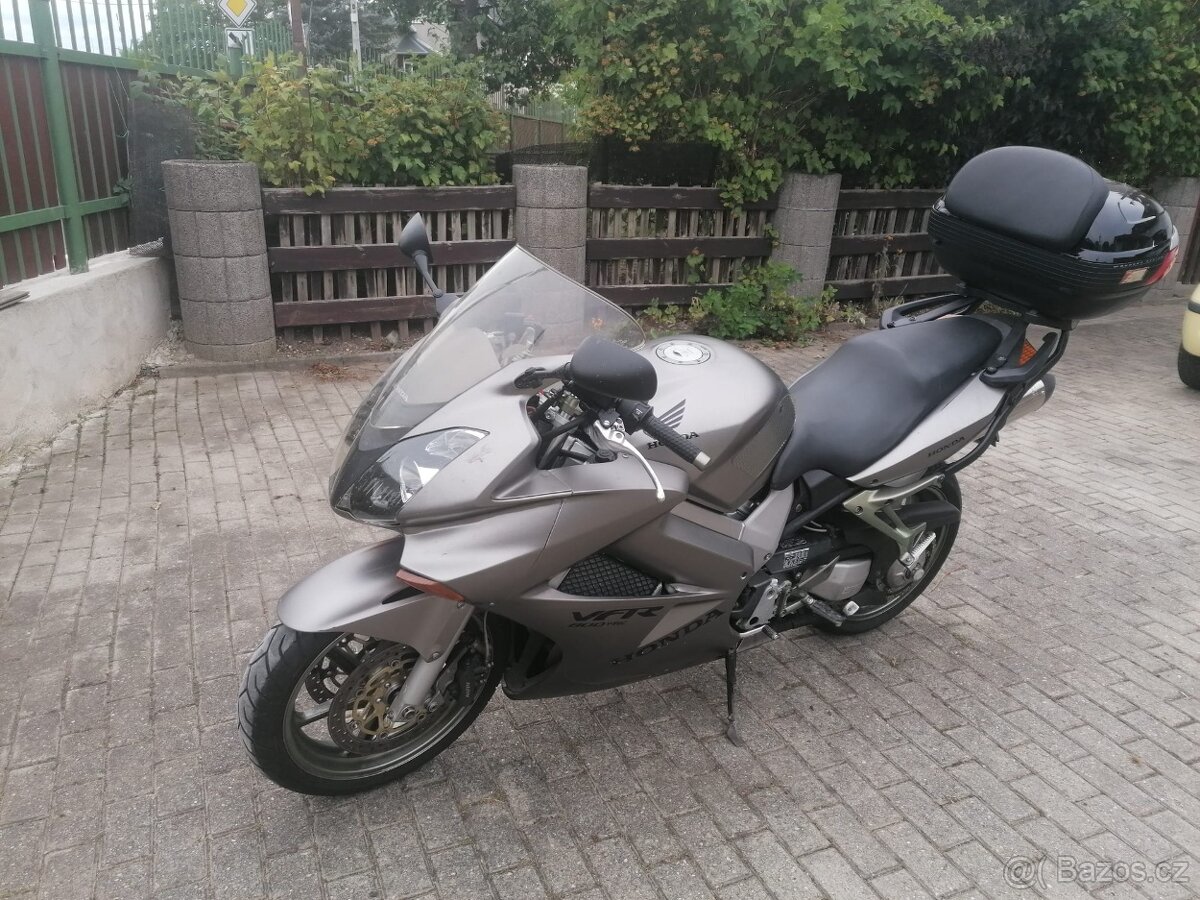Honda VFR 800
