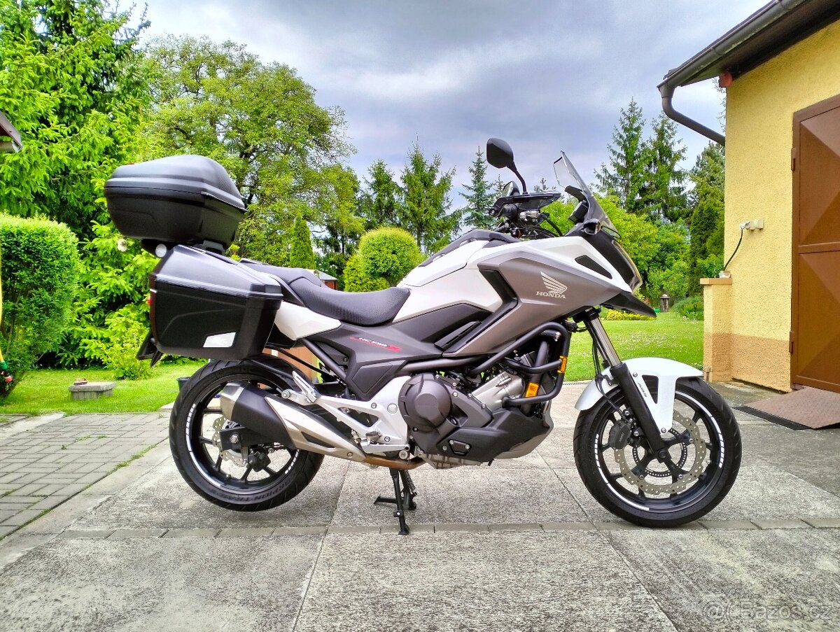 HONDA NC 750X DCT