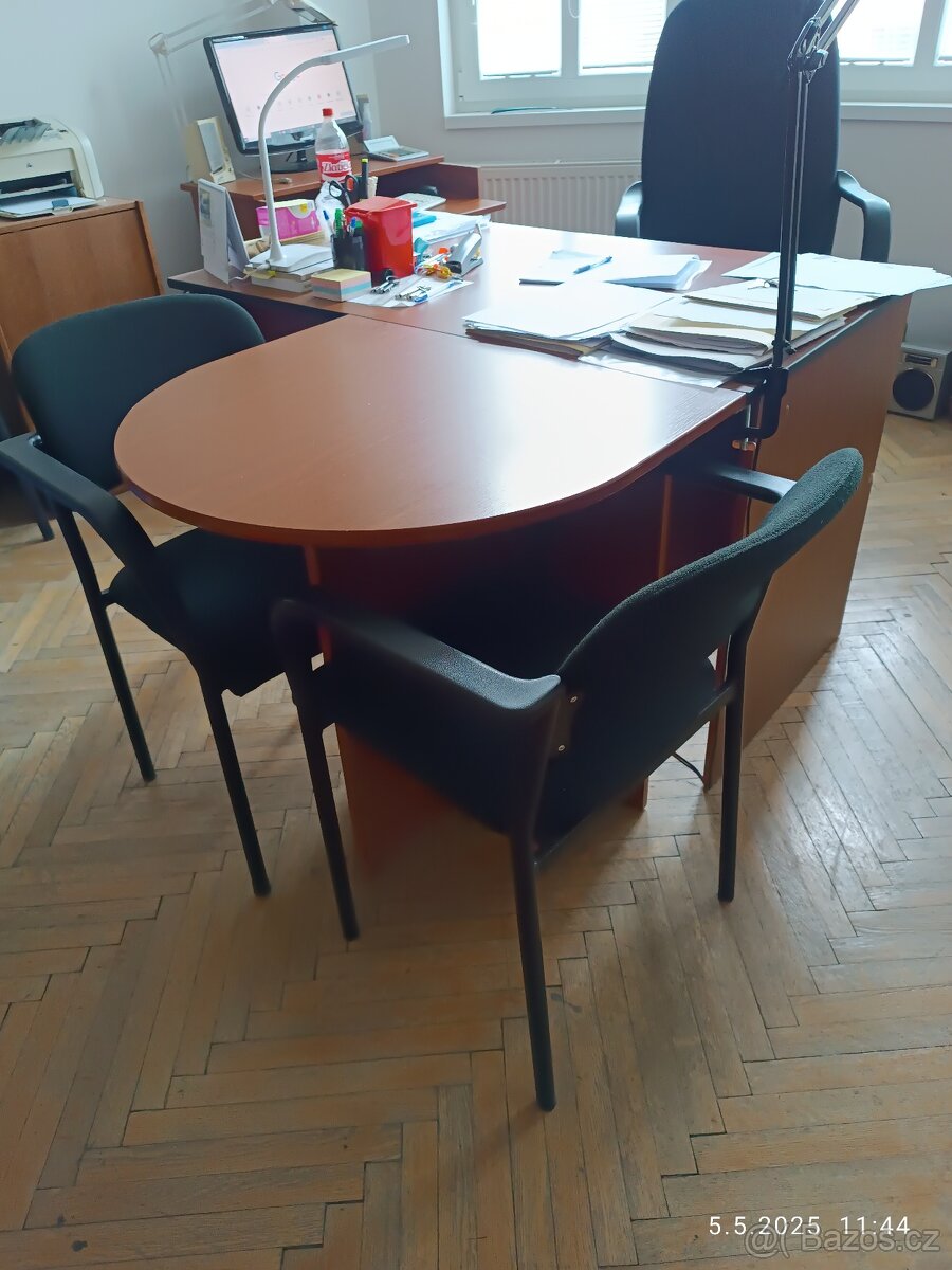 stůl, židle, skřínka, gauč, komoda