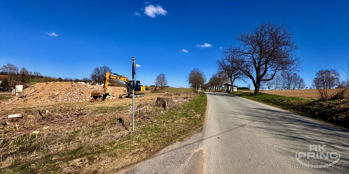 Stavební pozemek o celkové výměře 2.934 m2, obec Mnich část