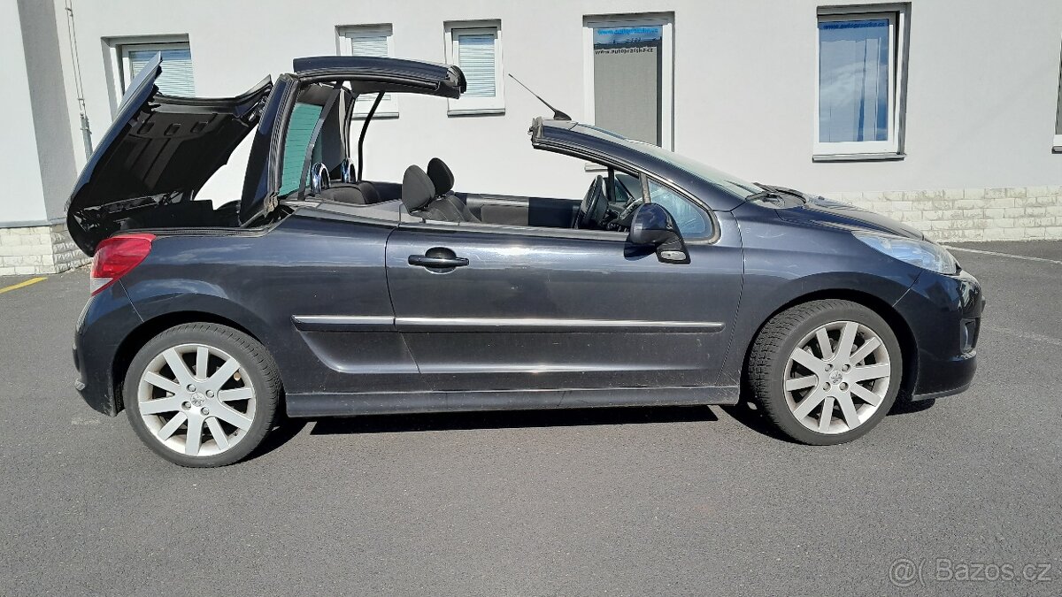 Peugeot 207 cc 1.6i 88kW model 2010 celoroční kabriolet