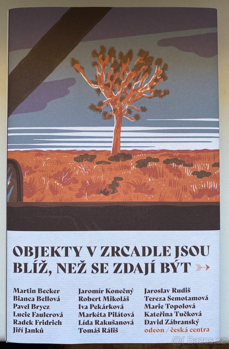 Objekty v zrcadle jsou blíž, než se zdají být