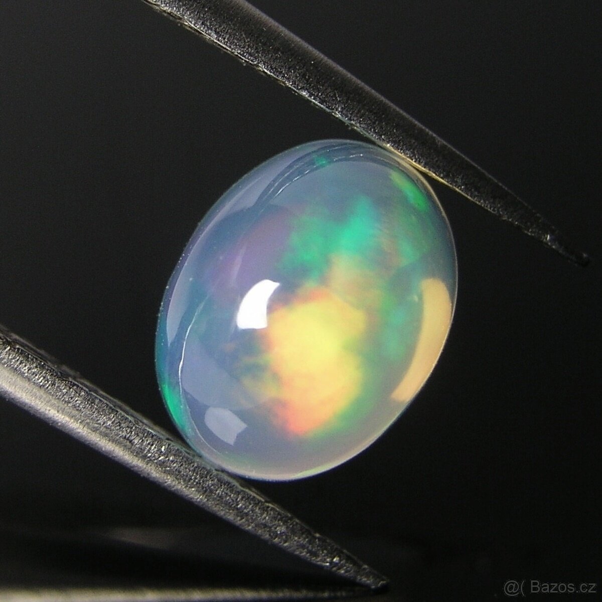 Opál drahý-kabošon - 1,61 ct.