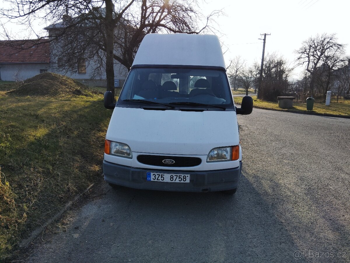 Ford Tranzit 2.5td