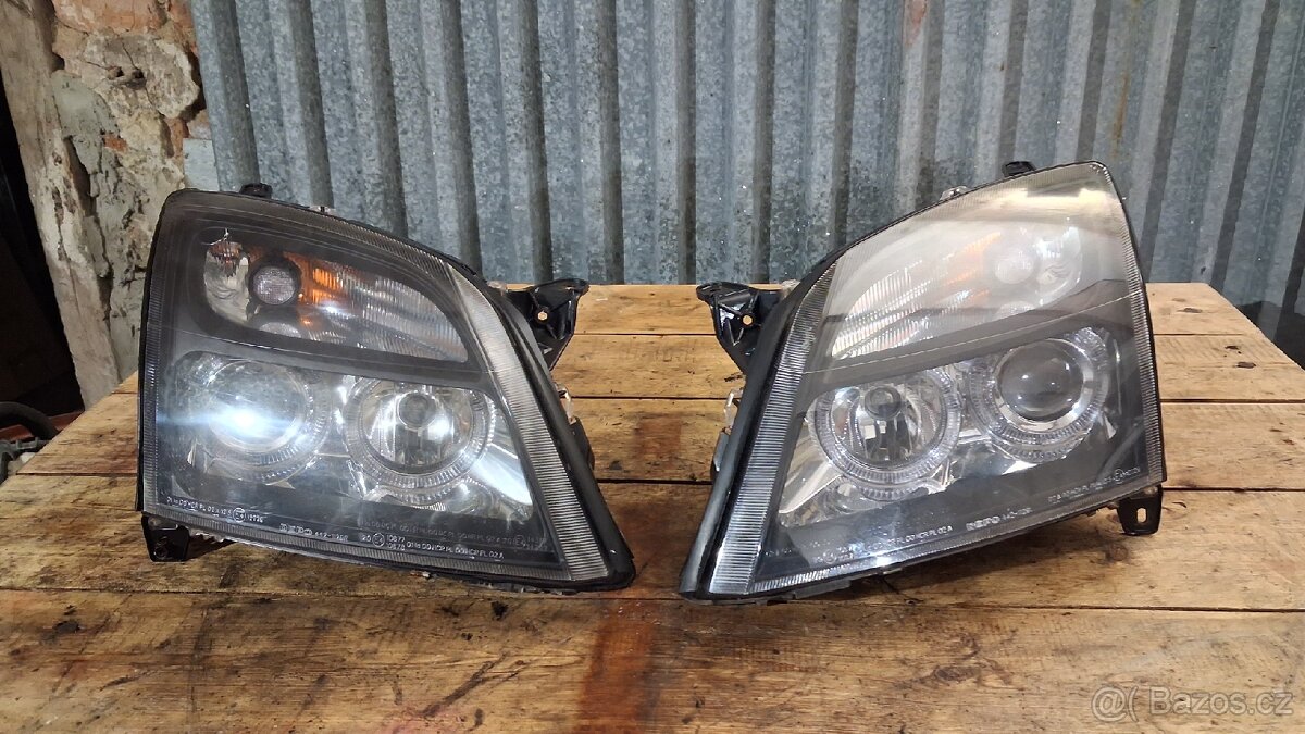 Opel Vectra C, Signum přední světla, nová