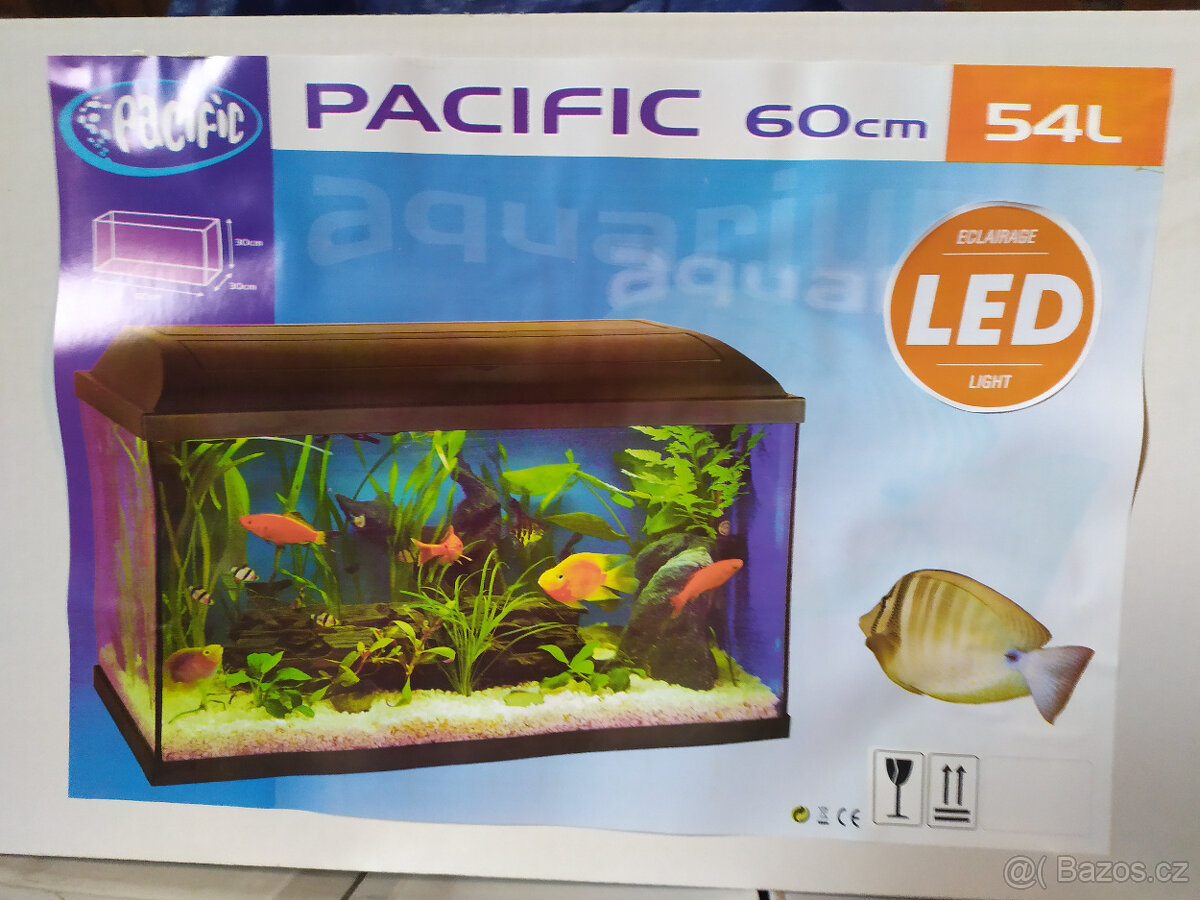 akvarijní set 54 litrů, led osvětlení