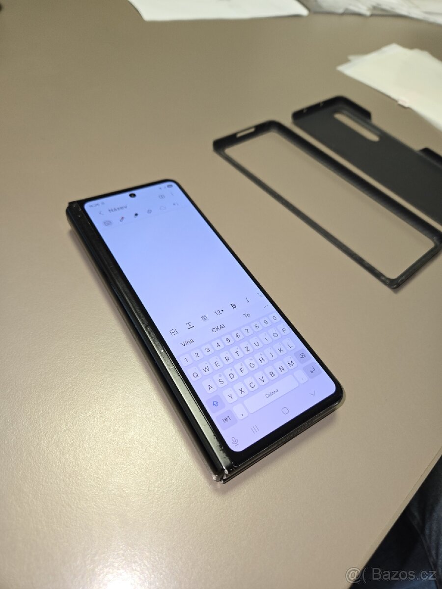 Prodám Samsung Galaxy z fold 3