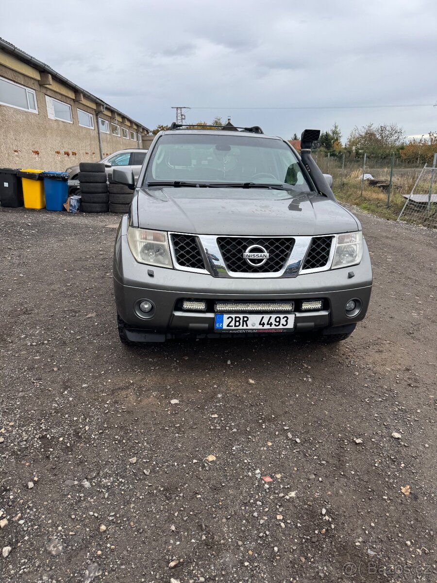 Nissan pathfinder 2006