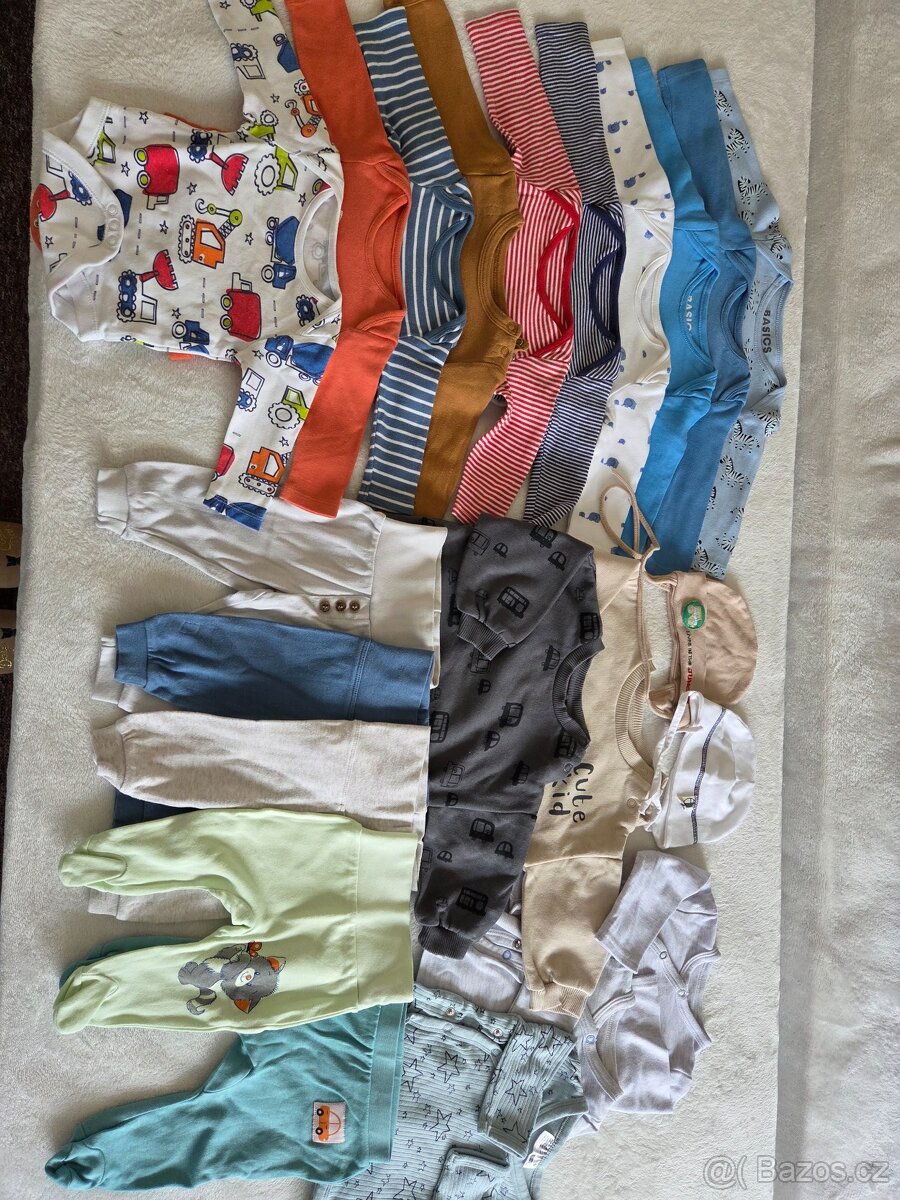Sada oblečeni chlapeček 0-3 měsíce