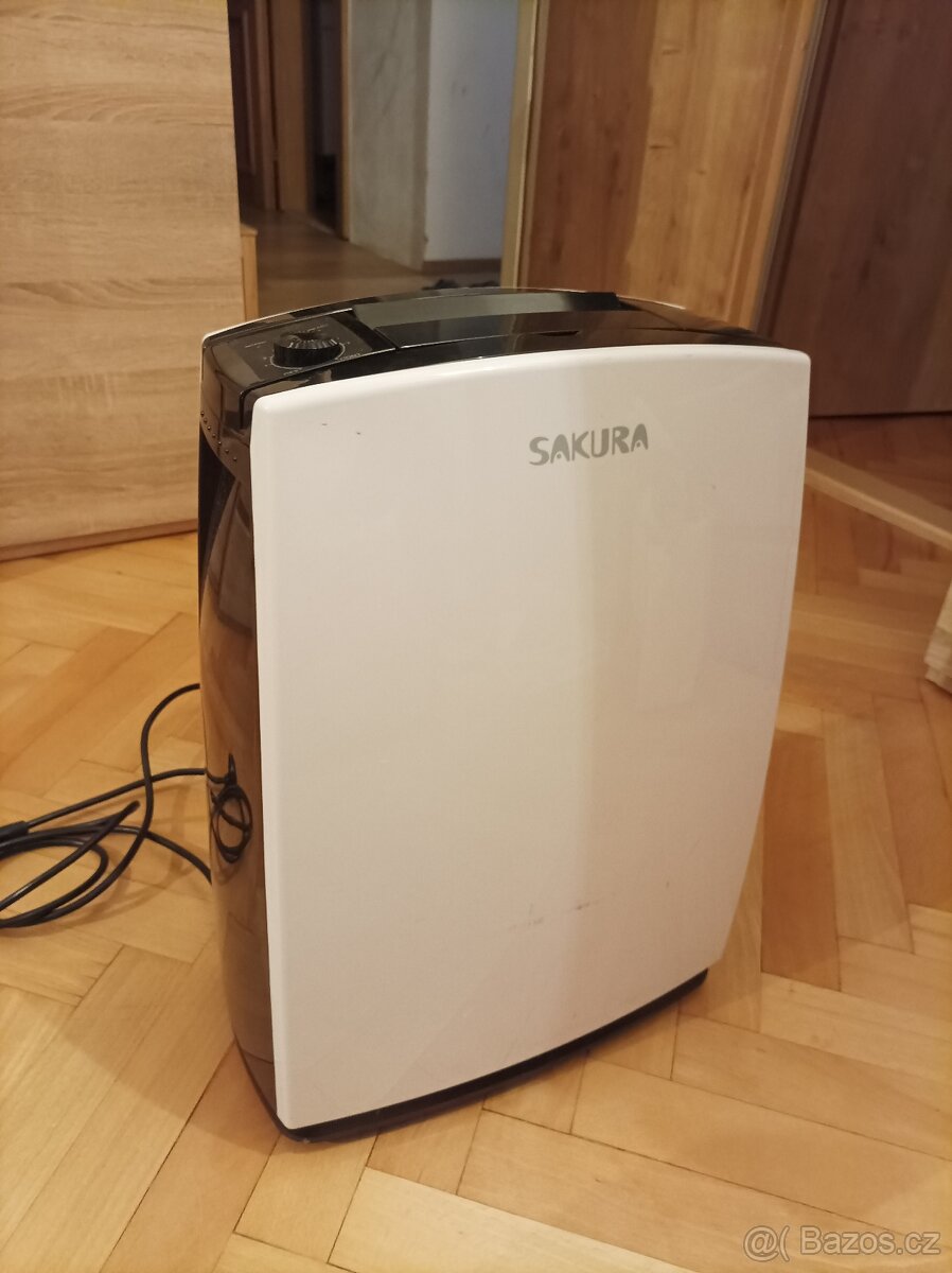 Prodám odvlhčovač vzduchu SAKURA SPD 10 SDR