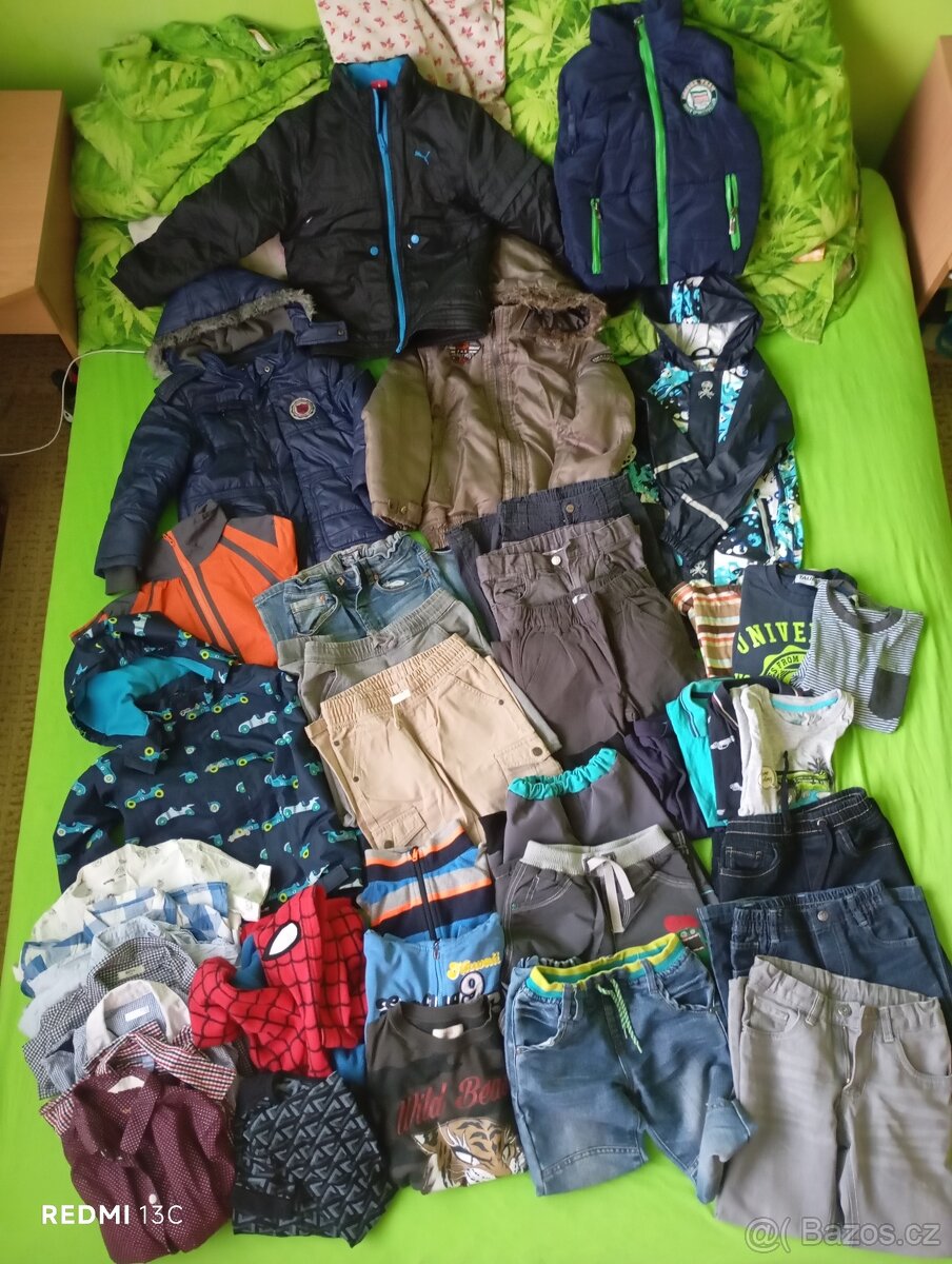 Obleceni kluk 6 - 7 let