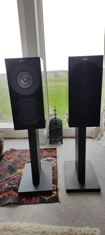 KEF Reference 1 Meta + Stands