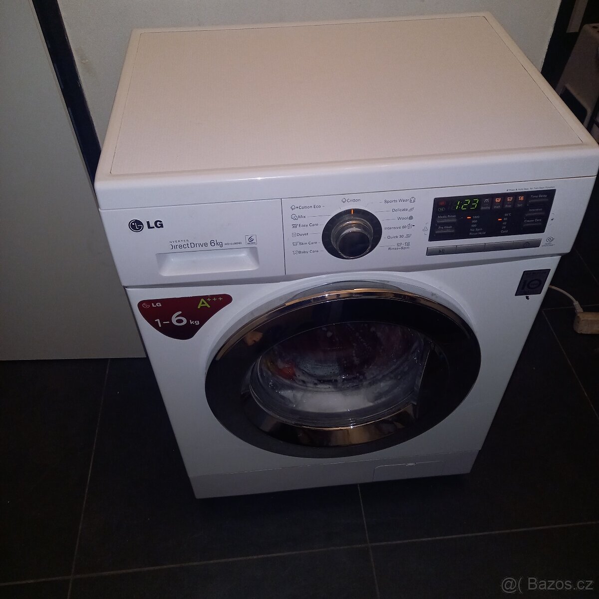 Pračka LG DirectDrive 6kg/1000rpm