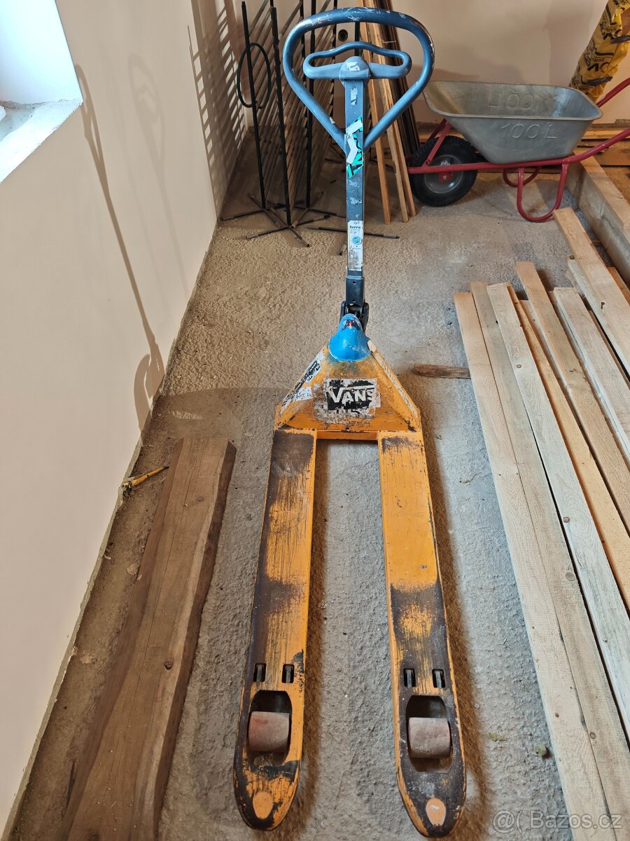 Paletový vozík Jungheinrich