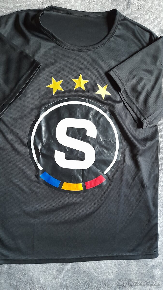 Sparta Praha triko - velikost M,nošené velmi pěkné