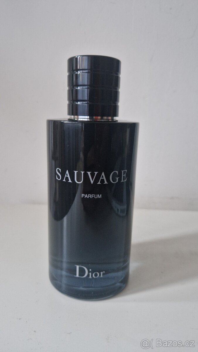 Dior Sauvage parfem (200ml)
