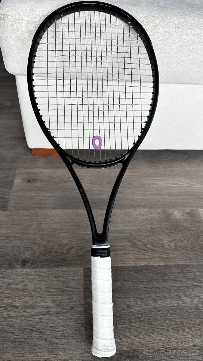 Wilson Blade V8 Noir 16x19