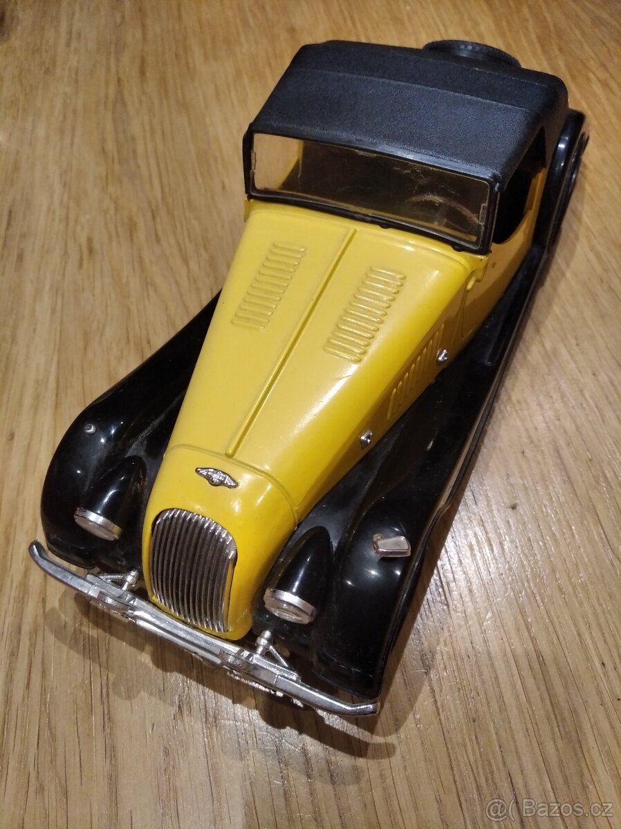 Morgan plus 8