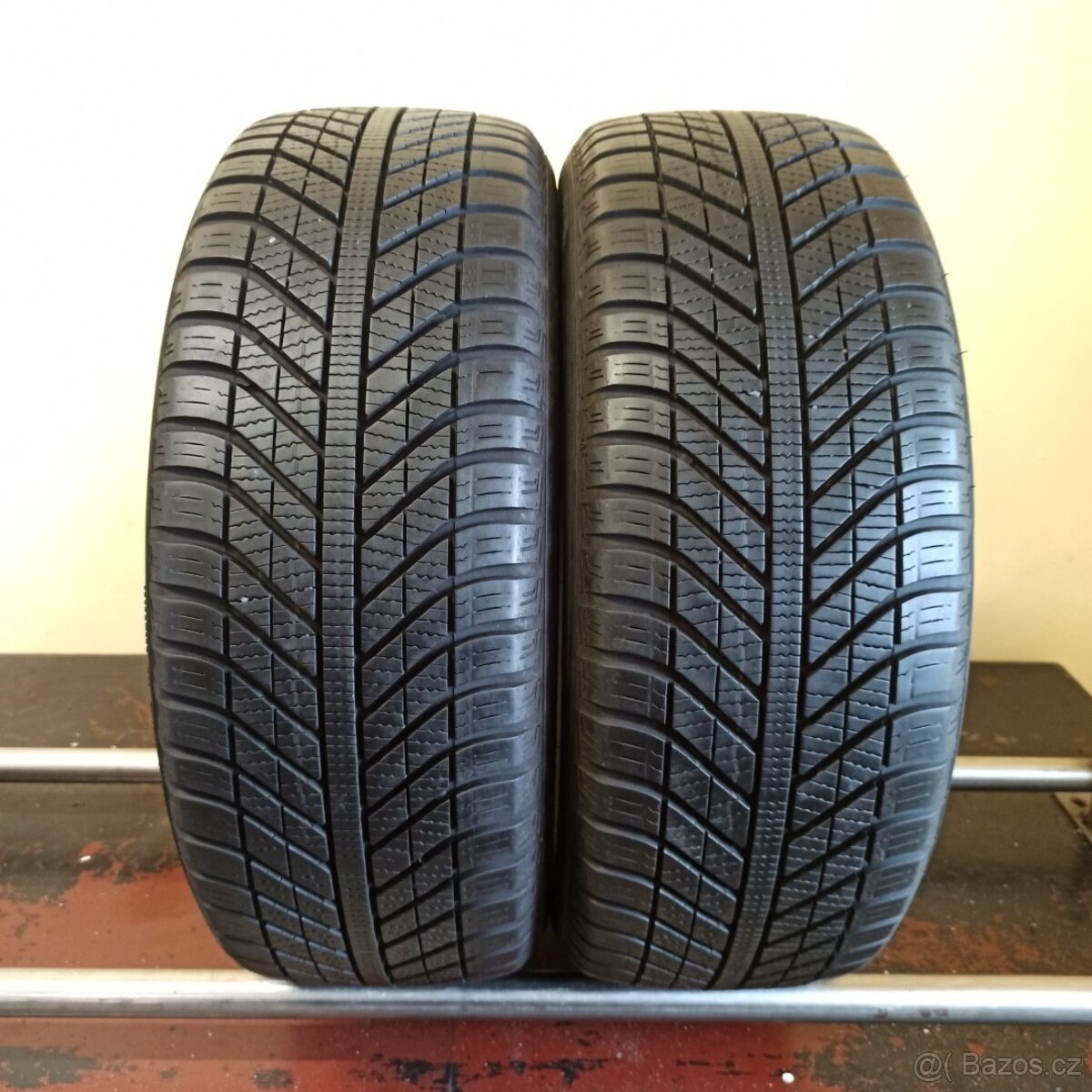 Goodyear 205/55 R16 94V 5,5-6,5mm celoroční