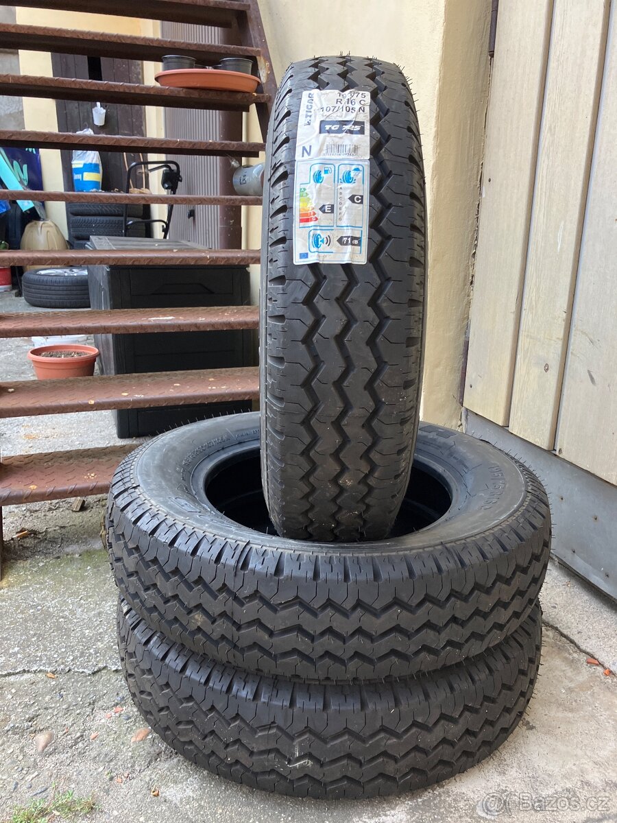 TIGAR TG725 195/75R16 C