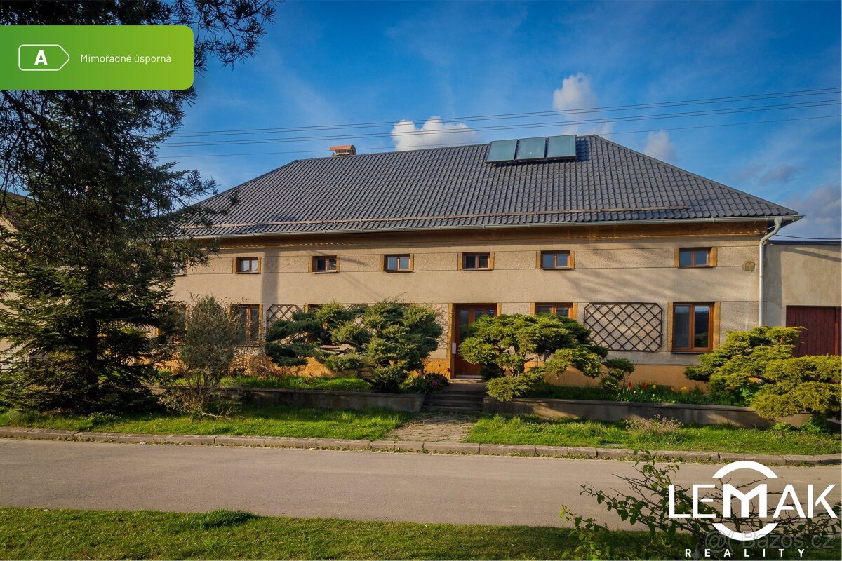 Prodej rodinné domy, 246 m2 - Dolany, ev.č. 00165