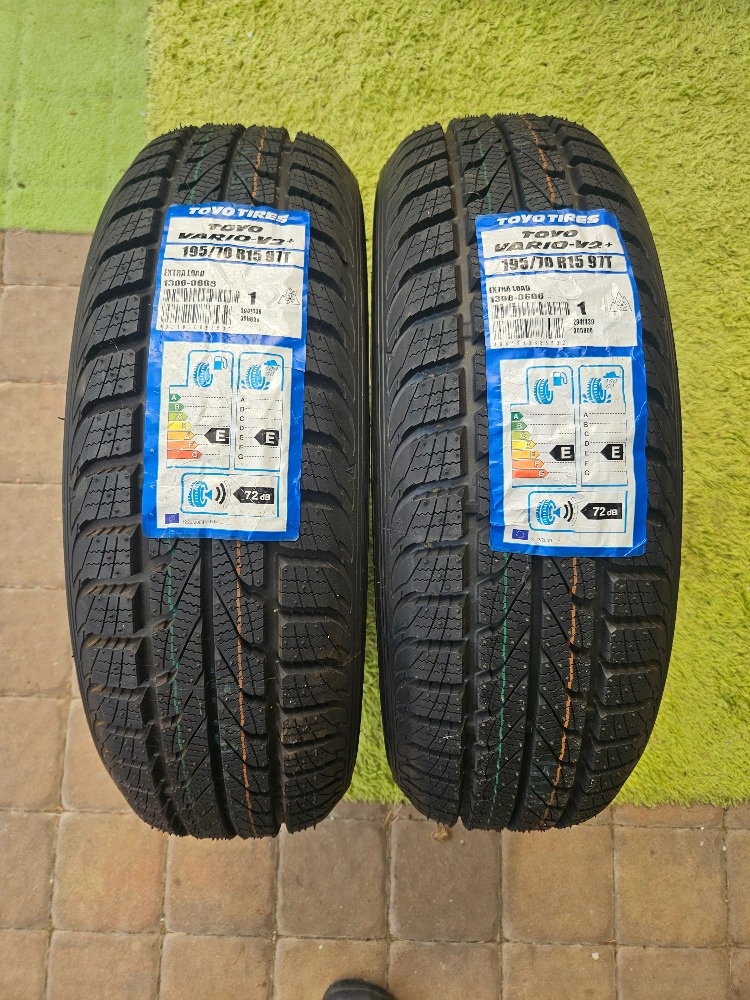 TOYO VARIO V2+ 195/70//15