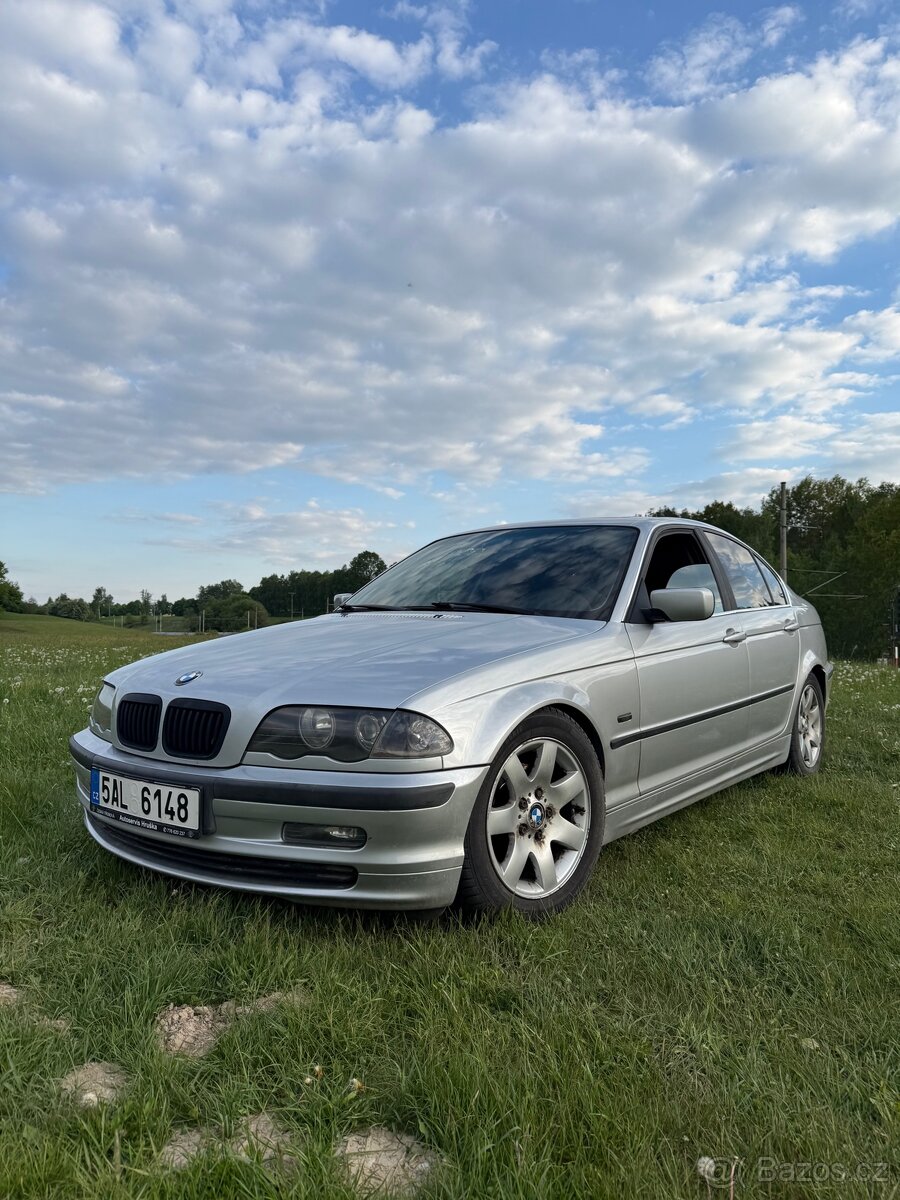 BMW e46 323i