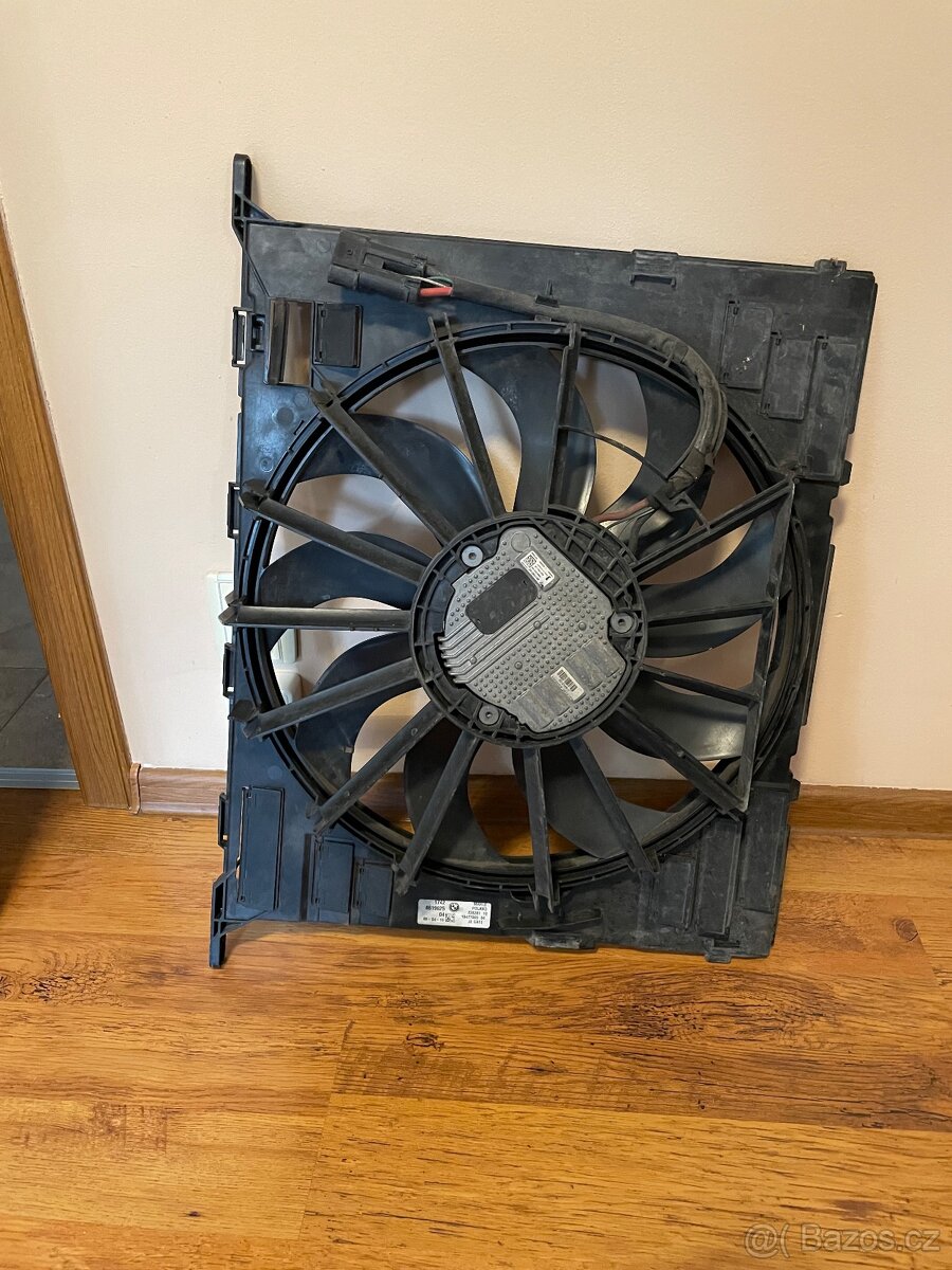 BMW G11,G12,G30,G31 ventilátor chladič 8619625
