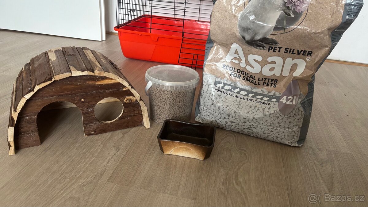 Klec pro králíka + přepravka a příslušenství