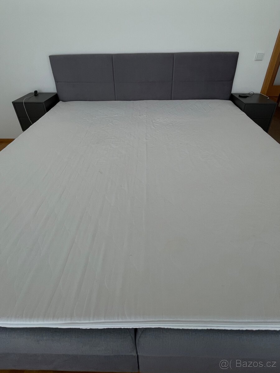 Postel 200x200