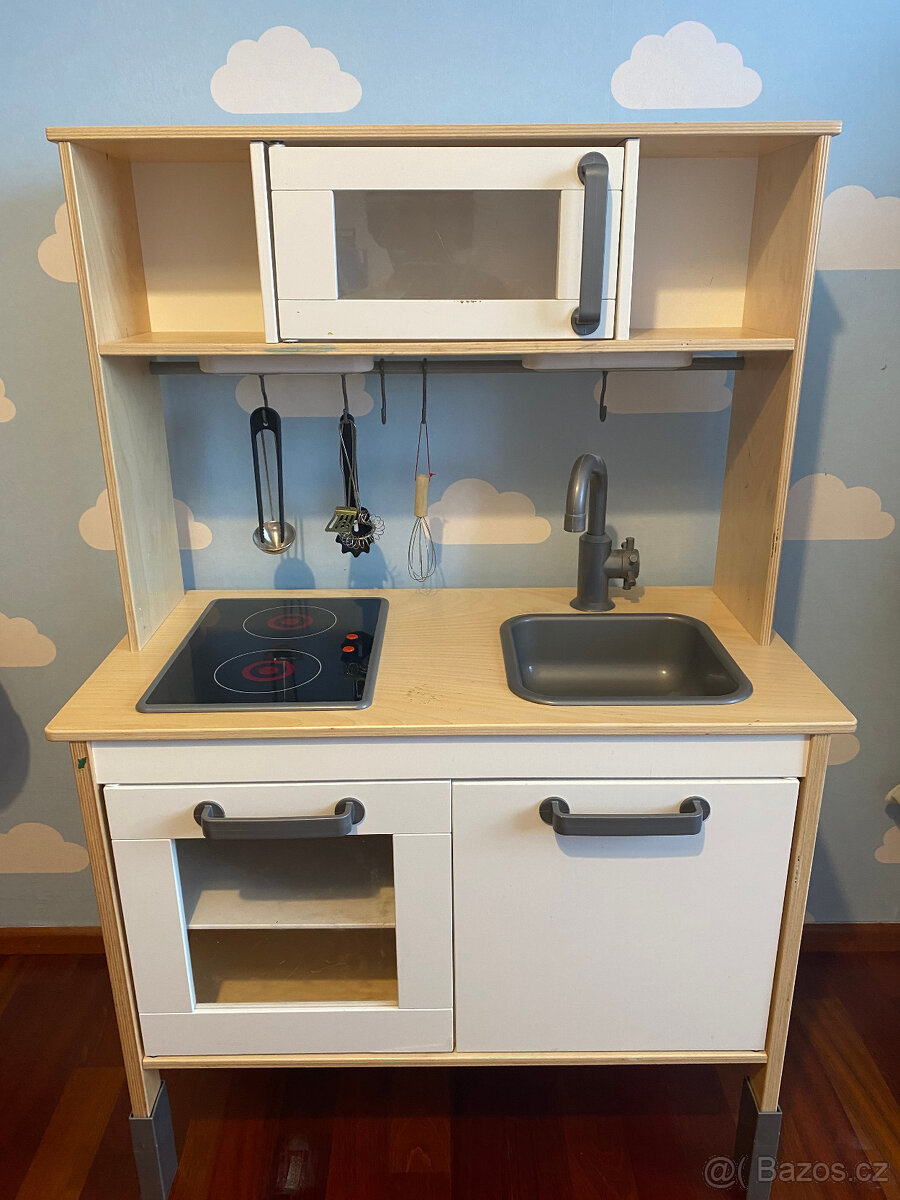 Dětská kuchyňka Ikea