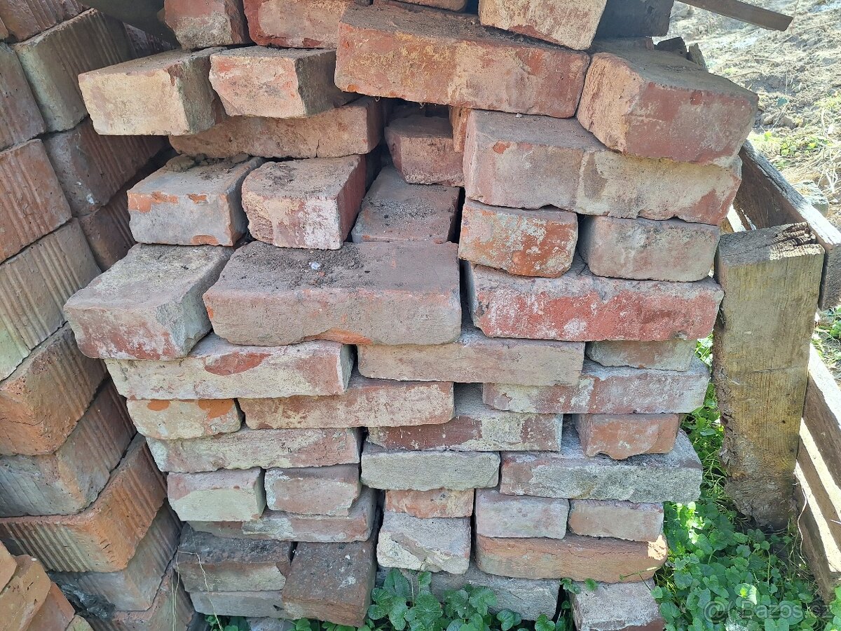 Staré cihly