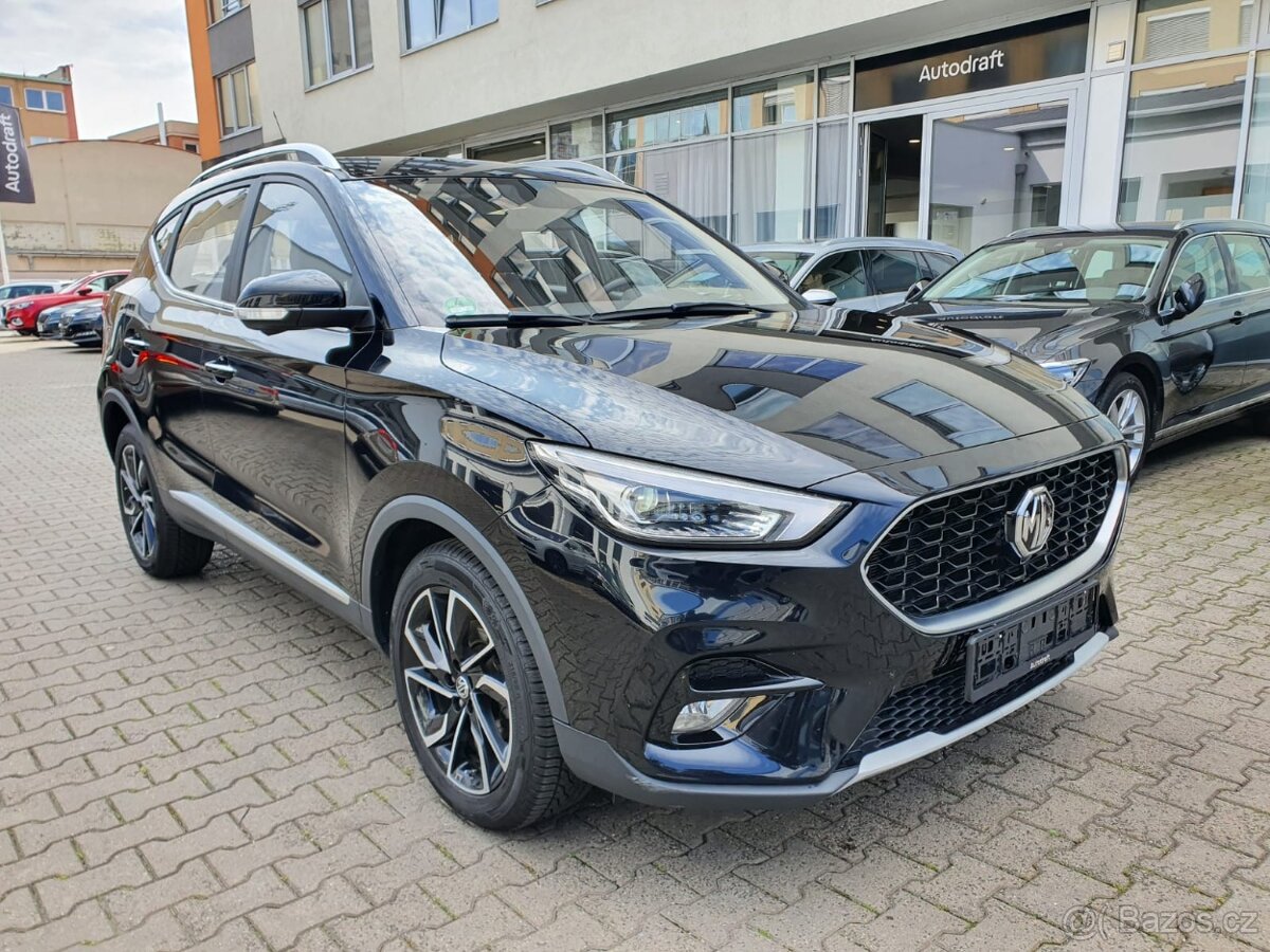MG ZS Luxury 1.5 78kW 77tkm Virtual ACC ALU 17" kam360°