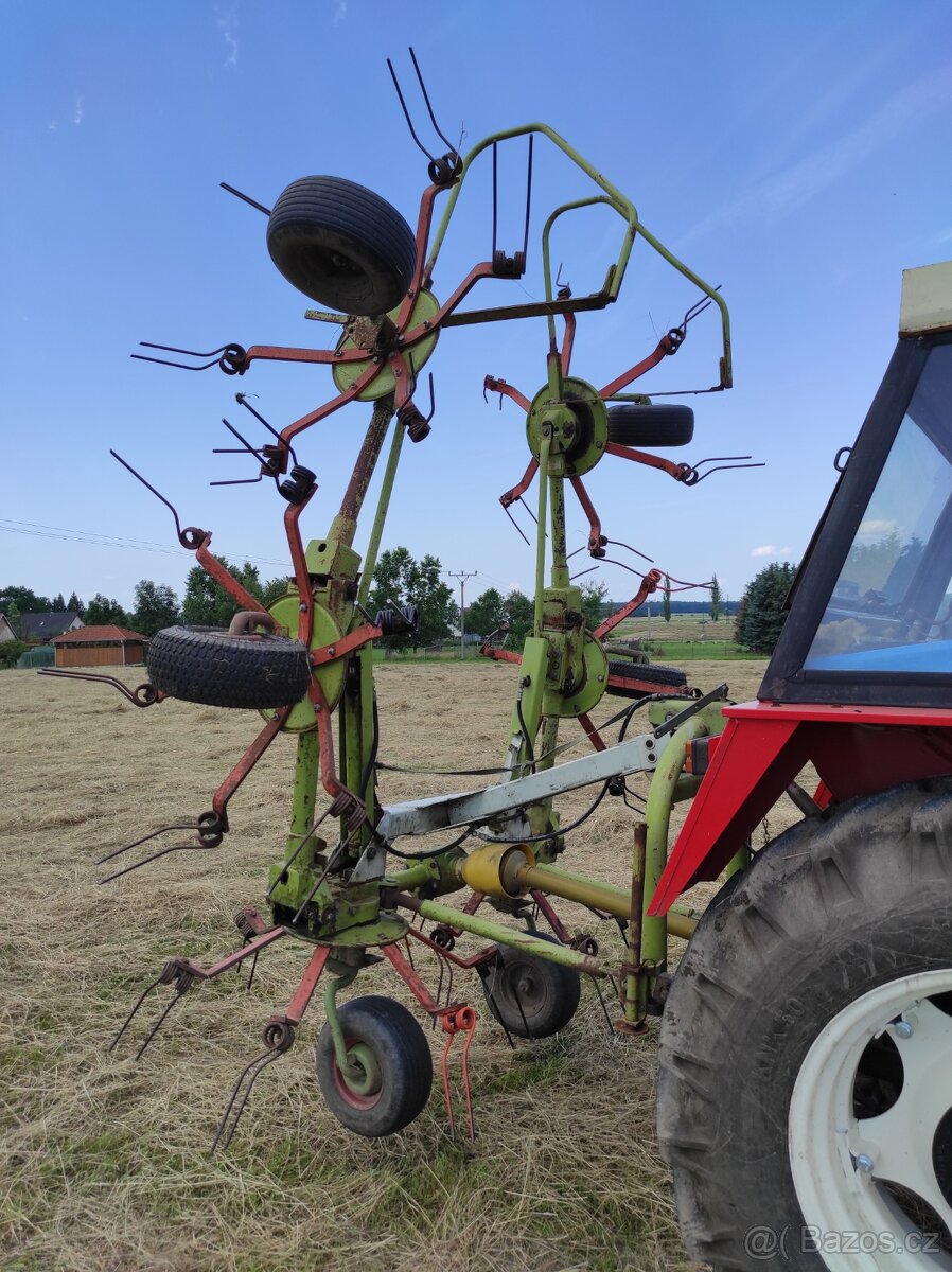 Obraceč píce CLAAS W 640 sl