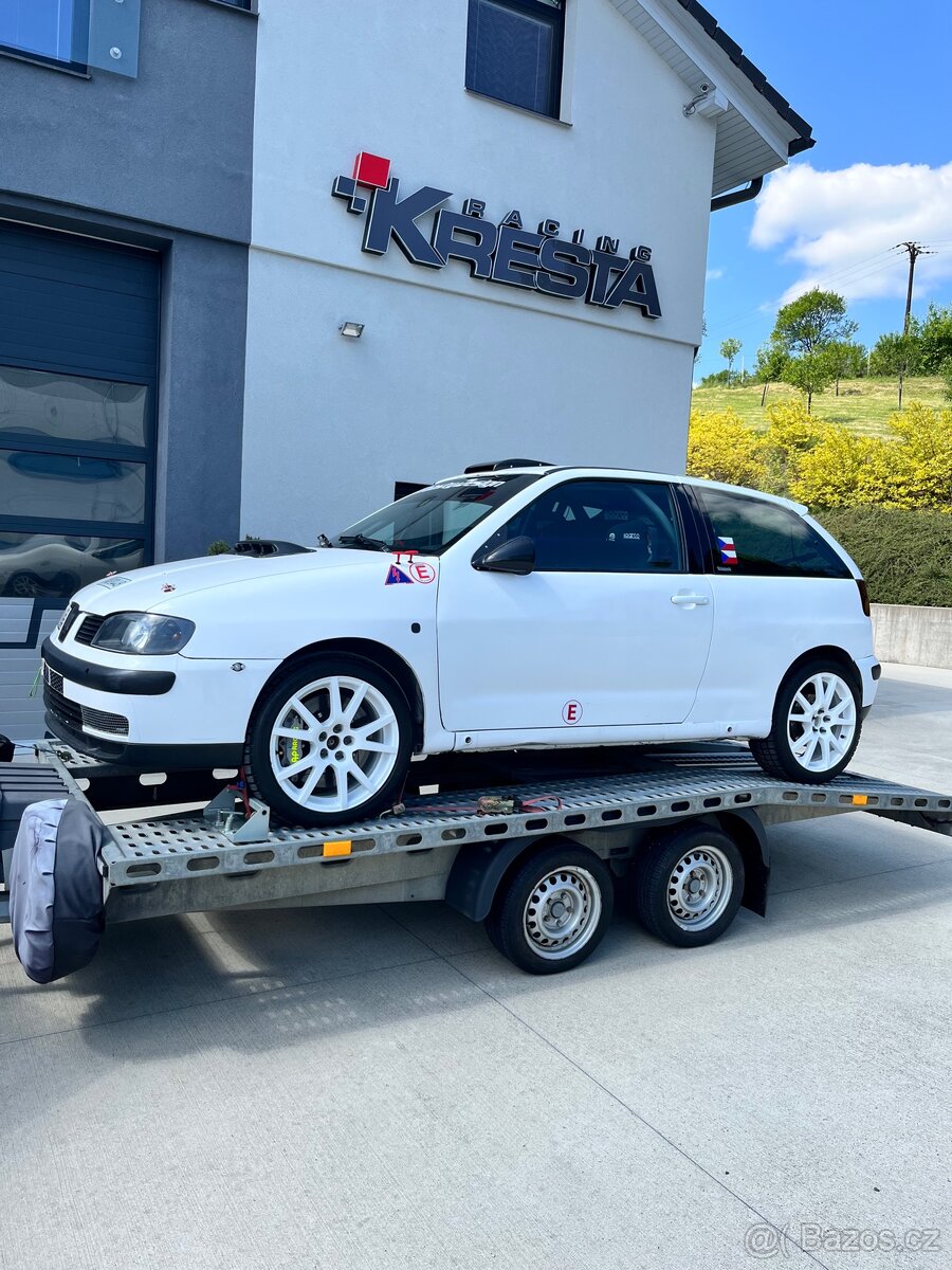 Závodní Seat Ibiza