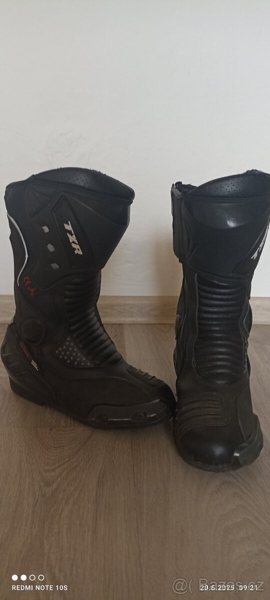 Dámské moto boty
