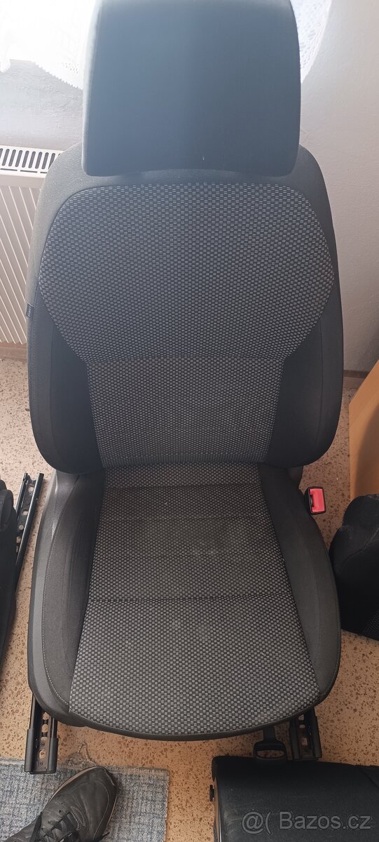 Octavia 3 sedačky