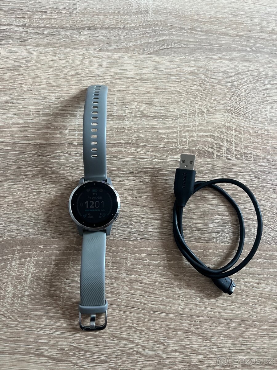 Hodinky Garmin vívoactive 4s